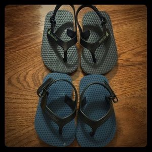 Baby Gap Infant flip flops 3-6mos & 6-12mos